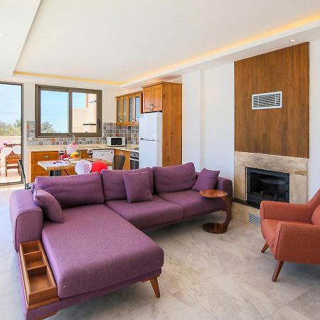 Villa 1 Sleeps 2 Honeymoon Isolated Infinity-Villa Orkide Uzumlu  Екстериор снимка
