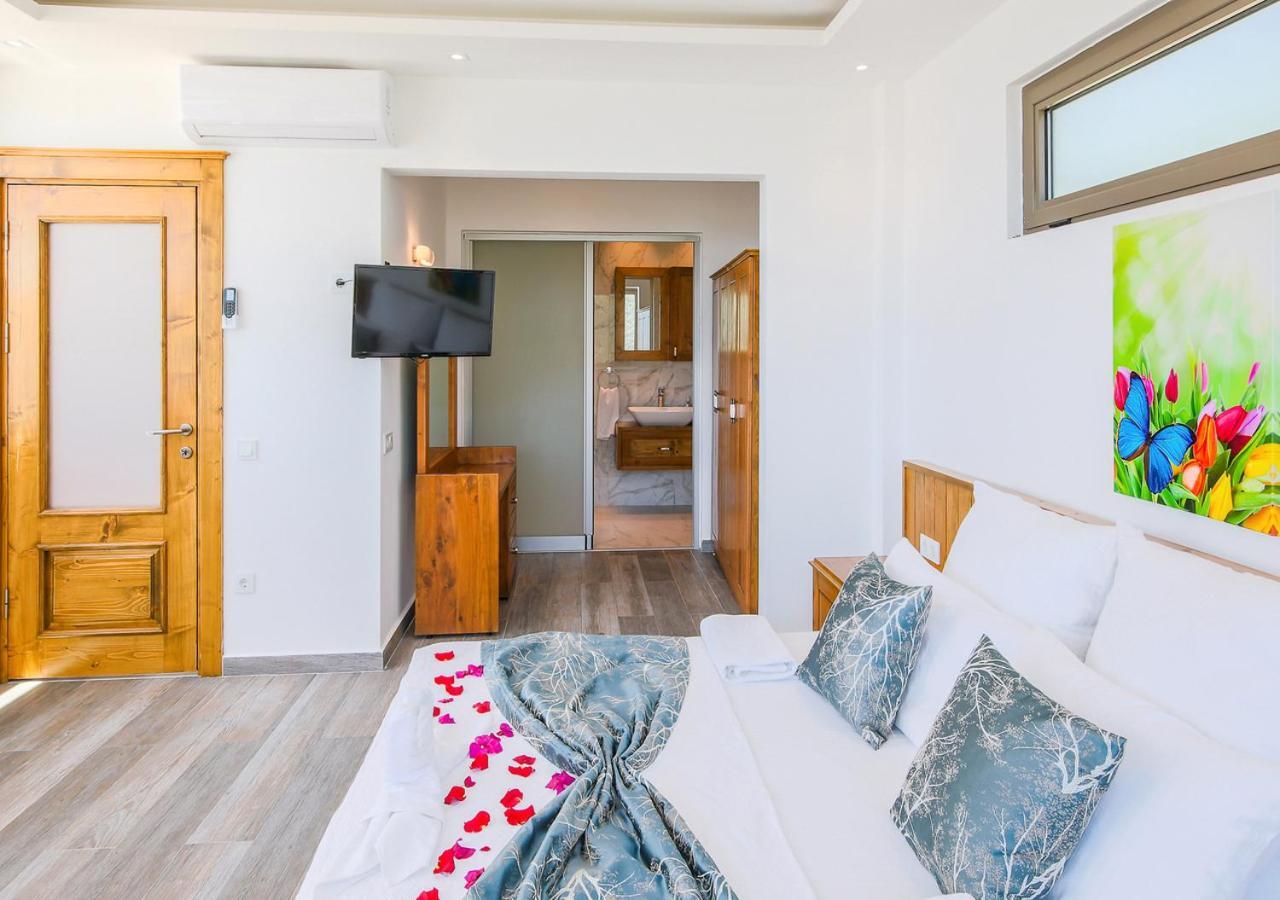 Villa 1 Sleeps 2 Honeymoon Isolated Infinity-Villa Orkide Uzumlu  Екстериор снимка