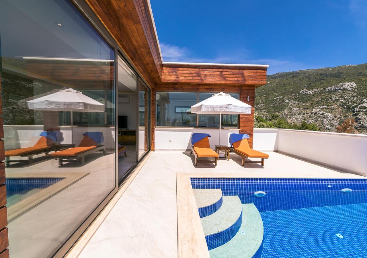 Villa 1 Sleeps 2 Honeymoon Isolated Infinity-Villa Orkide Uzumlu  Екстериор снимка